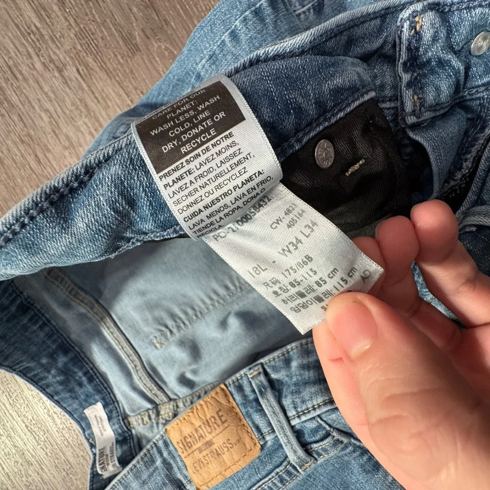 Levis socialflare curated